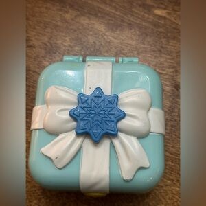 Polly Pocket Hidden Hideouts Frosty Fairytale w/ Micro Doll GDL85 2018